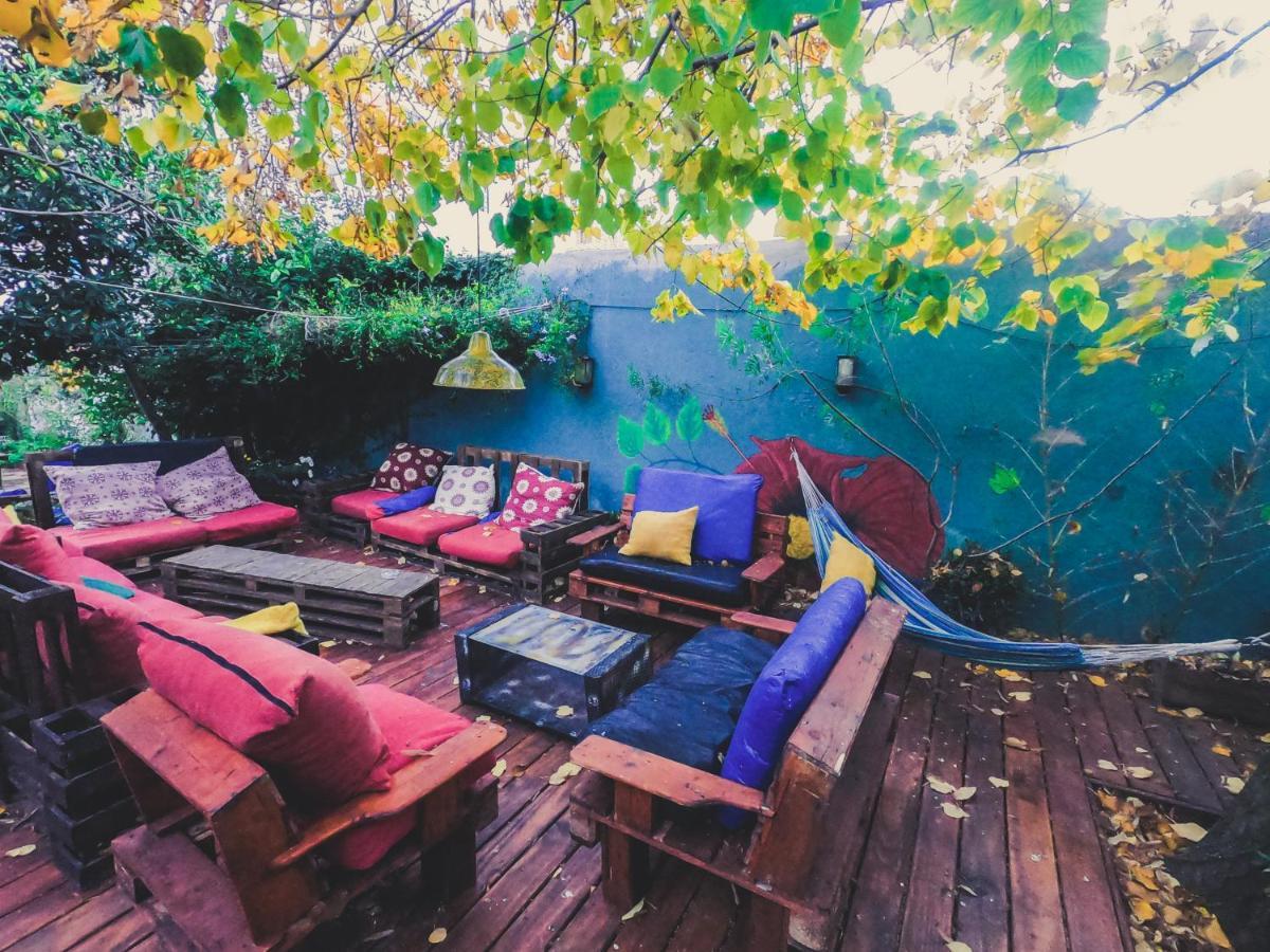 Charruas Hostel Монтевидео Экстерьер фото