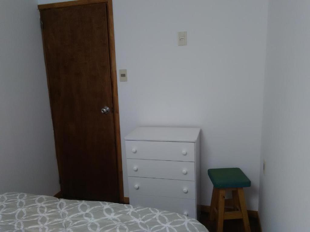 Charruas Hostel Монтевидео Экстерьер фото